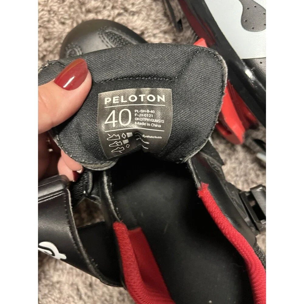 Peloton Unisex Adults Size 40 Cycling Shoes Sneakers Black Red With Cleats
